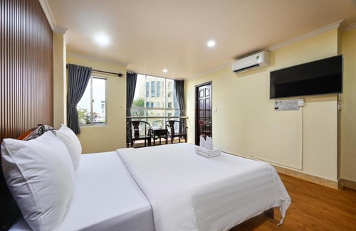 Tan Binh Hotel | Rainbow Airport Hotel