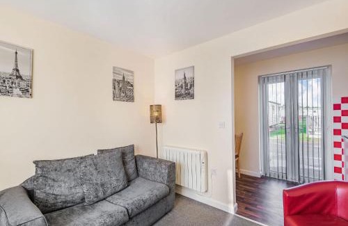 Chapel Saint Leonards House | Rainbow Bungalow 1 - Uk39809