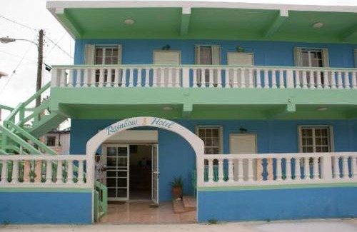 Caye Caulker Hotel | Rainbow Hotel