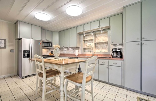 Dunnellon House | Rainbow River Oasis w/Kayaks + Furnished Sunroom!