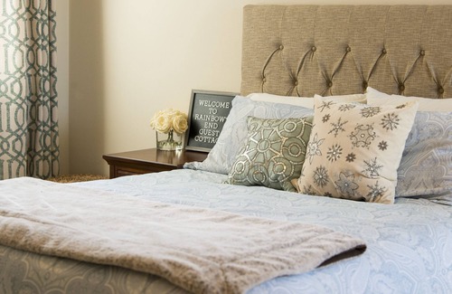 Norco House | Rainbow’s End Guest Cottage