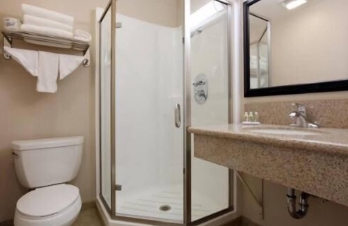 Downtown Riverside Hotel | Raincross Hotel