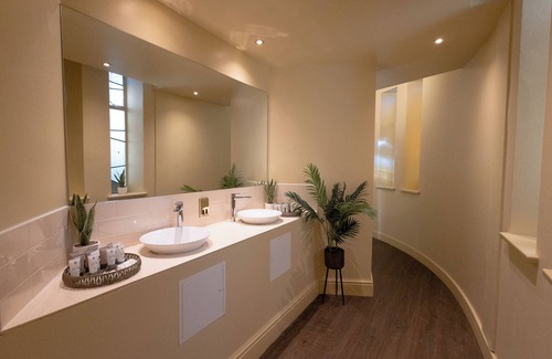 Rainhill Hotel | Rainhill Hall