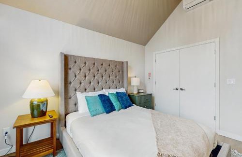 Brighton House | Rainier Valley Retreat