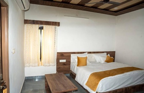 Pushkar Hotel | Raj Bagh Resort