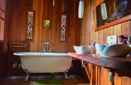 Kratie Hotel | Rajabori Villas