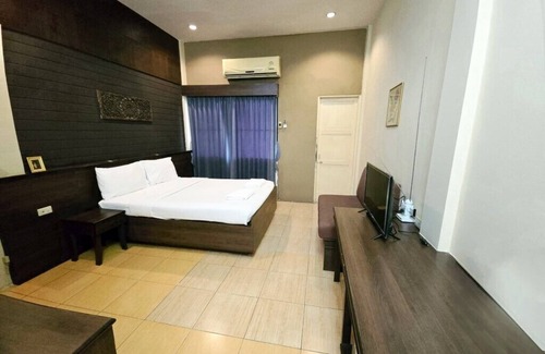 Ban Phan Thom Hotel | Rajata Hotel