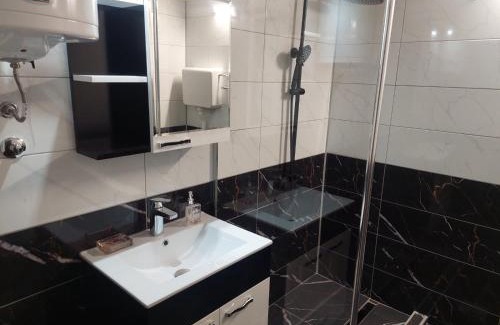 Pirot Apartment | Rajna