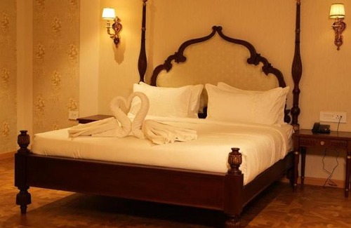 Bareilly Hotel | Rajwada Hotel and Resort