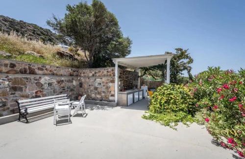 Milos House | Ralaki Cottage