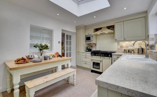 Appledore House | Raleigh House