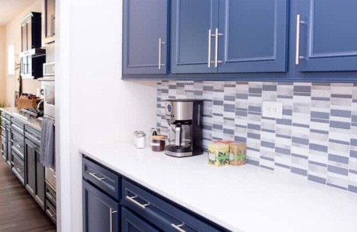 Fuquay-Varina House | Raleigh Retreat in Peaceful Area