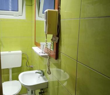 Paralia Porovitsis House | Rallis village apartments