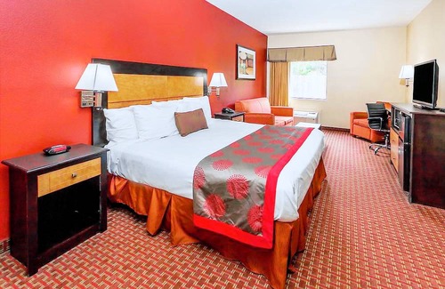 Locust Grove Hotel | Ramada by Wyndham Locust Grove