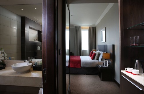 Al Zahiyah Hotel | Ramada by Wyndham Abu Dhabi Downtown
