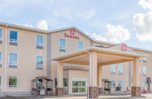 Carlyle Hotel | Ramada by Wyndham Carlyle