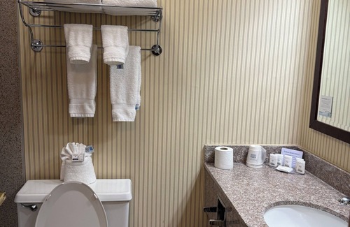 Independence Hotel | Ramada by Wyndham Cleveland Independence