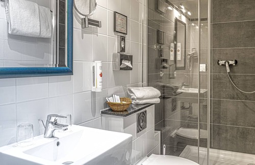 Bahnhofsviertel Hotel | Ramada by Wyndham Frankfurt Central Station