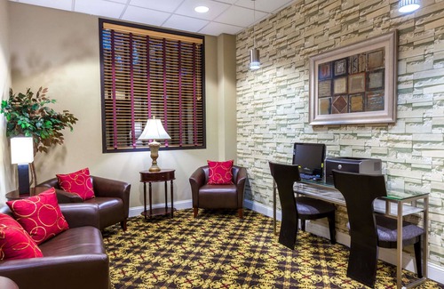 Jersey City Hotel | Ramada by Wyndham Jersey City