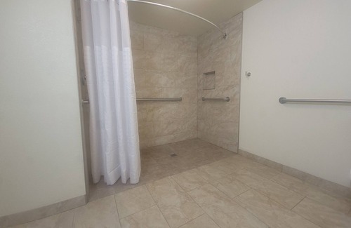Merced Hotel | Ramada by Wyndham Merced