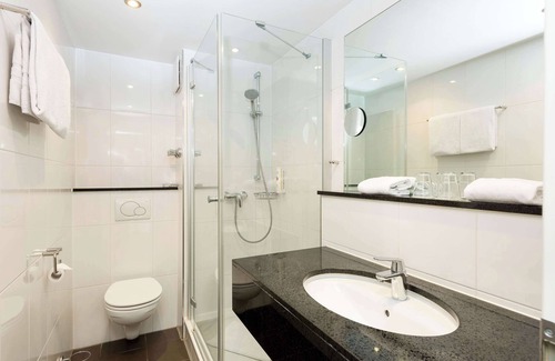 Schwaig Hotel | Ramada by Wyndham Muenchen Airport
