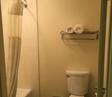 Ontario Hotel | Ramada by Wyndham Ontario Airport & Convention Center
