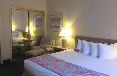 St. George Hotel | Ramada by Wyndham St George