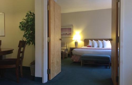 St. George Hotel | Ramada by Wyndham St George