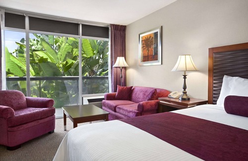 Sunnyvale Hotel | Ramada by Wyndham Sunnyvale/Silicon Valley