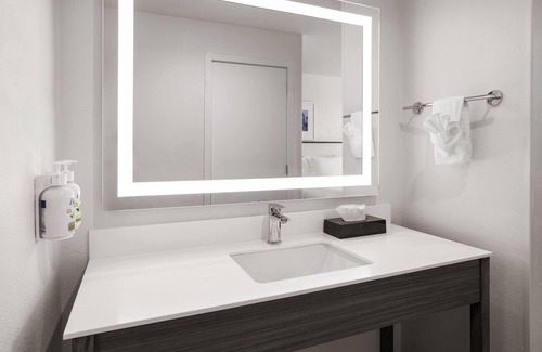 York Hotel | Ramada by Wyndham York Harrisburg Hershey