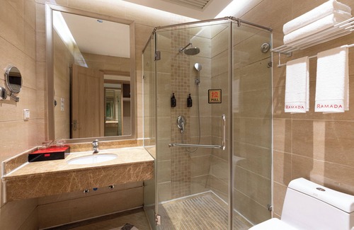 Yongding Hotel | Ramada by Wyndham Zhangjiajie Tianmen Mountain