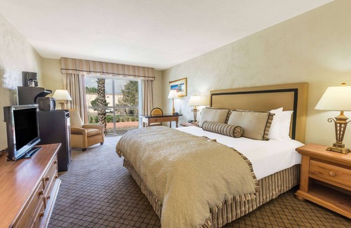 Mesilla Park Hotel | Ramada Hotel & Conference Center by Wyndham Las Cruces
