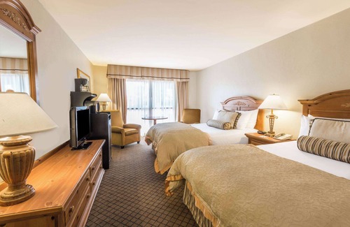Mesilla Park Hotel | Ramada Hotel & Conference Center by Wyndham Las Cruces