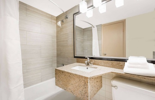 Lexington Hotel | Ramada Hotel & Conference Center by Wyndham Lexington North
