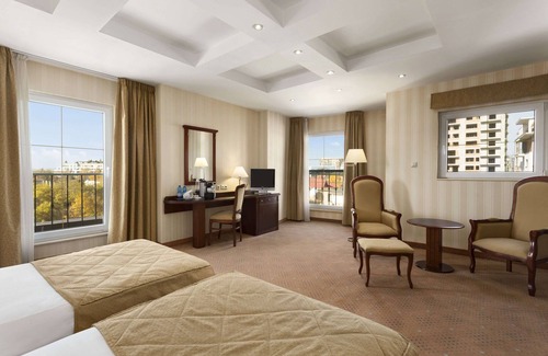 Sector 1 Hotel | Ramada Hotel & Suites by Wyndham Bucharest North