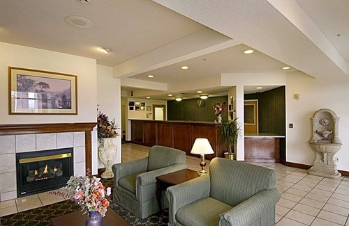 Redding Hotel | Ramada Limited Redding