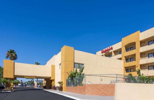 Garden Grove Hotel | Ramada Plaza by Wyndham Garden Grove/Anaheim South