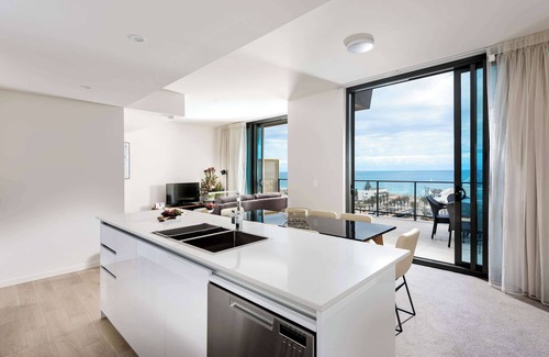 Scarborough Apartment | Ramada VetroBlu Scarborough Beach