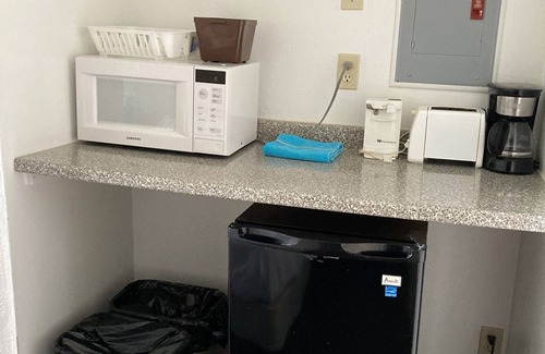 Wildwood Crest Hotel | Rambler Motel & Apartments