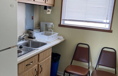 Wildwood Crest Hotel | Rambler Motel & Apartments