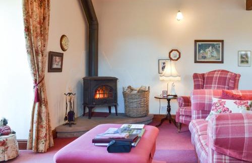 Wigton House | Rambling Rose- Lwg