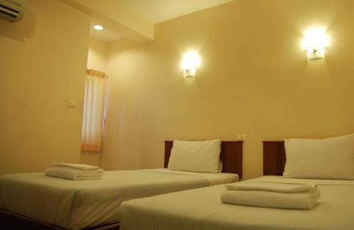 Talat Yot Hotel | Rambuttri House
