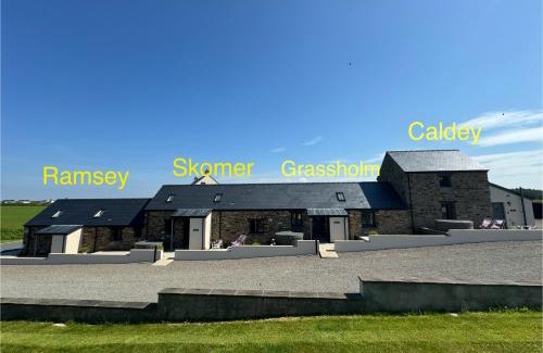Haverfordwest Apartment | Ramsey Sea View Cottage - Dog Friendly