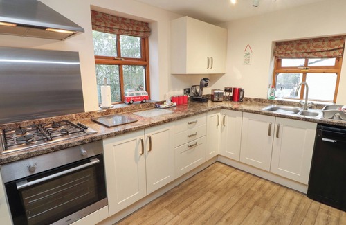 Tebay Cottage | RAMSHEAD COTTAGE, pet friendly, character holiday cottage in Tebay