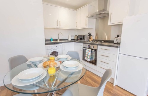 Cowley Apartment | Rana Ct 7 (Bodleian Suite) | 1 Bed Ground Floor Apt.