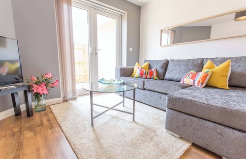 Cowley Apartment | Rana Ct 7 (Bodleian Suite) | 1 Bed Ground Floor Apt.