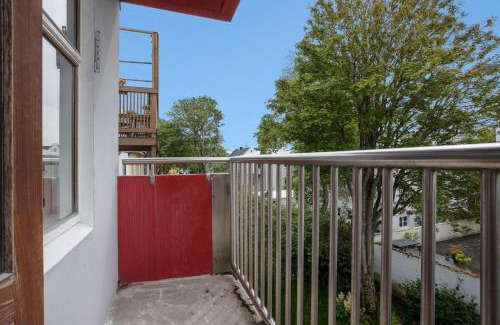 Vesturbær Apartment | Ranargata Three Bedrooms Apartments