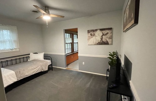 Mifflintown House | Ranch House