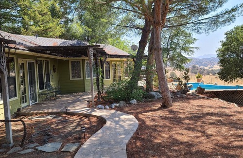 Coalinga House | Ranch House with Mountain View