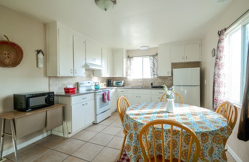 Victor Cottage | Ranch Life! Country Casita.